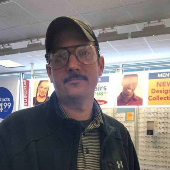 Meet your Posher, Daniel - Picture 1 of 1